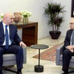 الرئيس عون التقى في مقر الاقامة في قصر بعبدا رئيس الحكومة نواف سلام وبحثا في سبل مواجهة تداعيات العدوان الاسرائيلي على الضاحية الجنوبية فجر اليوم.
