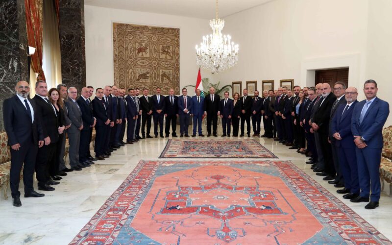 الرئيس عون دعا خلال استقبال جمعية المعلوماتية المهنية في لبنان الى الثقة بالبلد والى ضرورة مواكبة التطور التكنولوجي